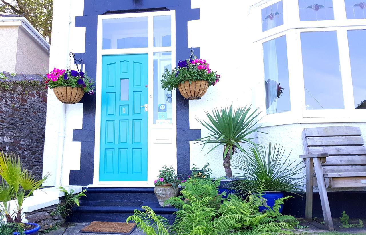 Schooner Point Guest House Лу Экстерьер фото