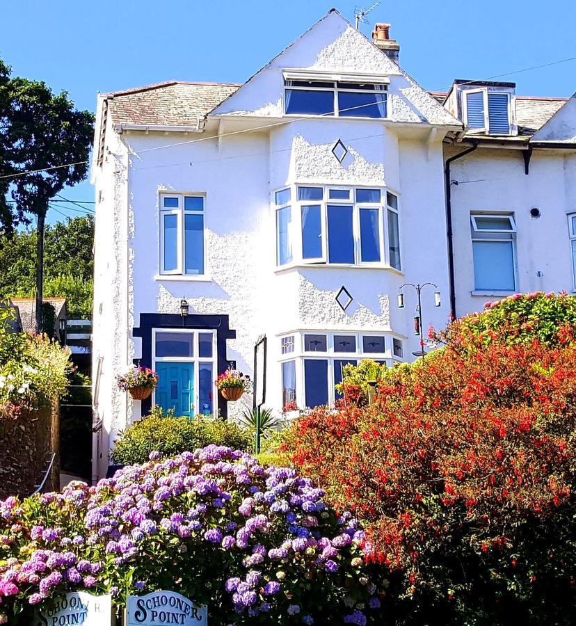 Schooner Point Guest House Лу Экстерьер фото